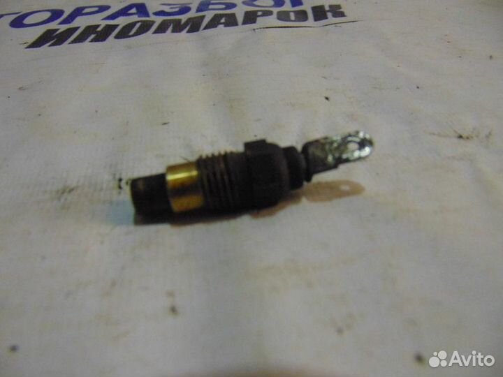 Датчик температуры охлаждающей жидкости для Nissan