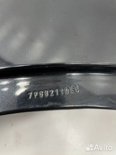 Крыло VW Touareg NF переднее правое 2016год