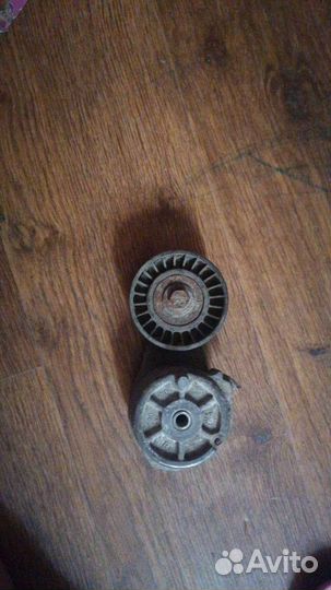 Продам натяжной ролик