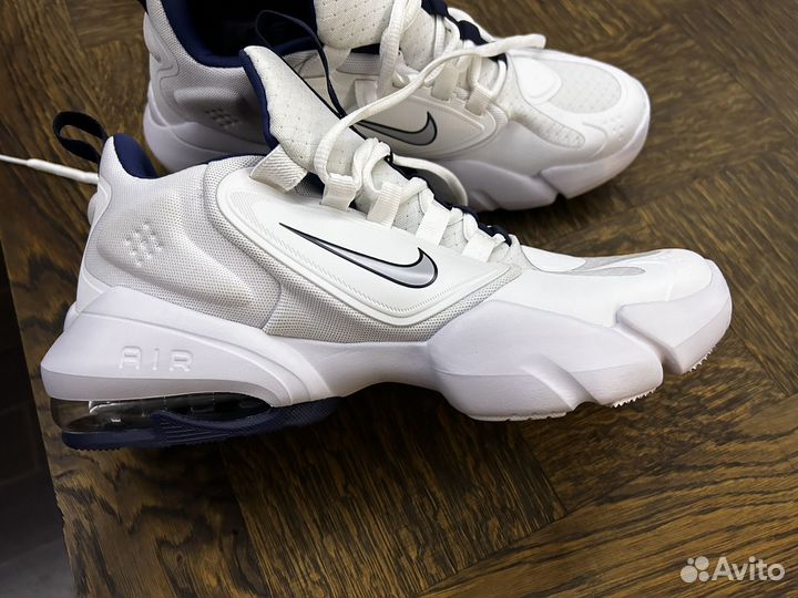 Кроссовки nike