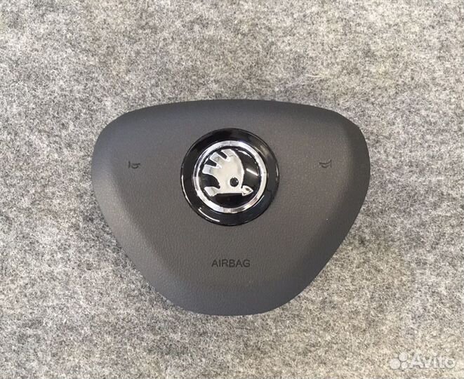 Подушка безопасности водителя муляж Skoda Fabia