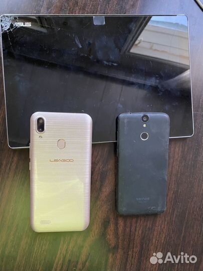 Мобильные телефоны на запчасти