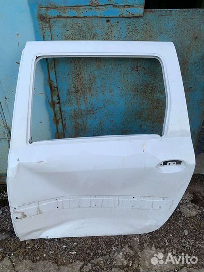 Дверь LADA Largus