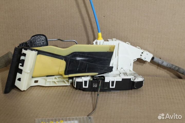 Замок двери передней правой Mercedes E-klasse W212