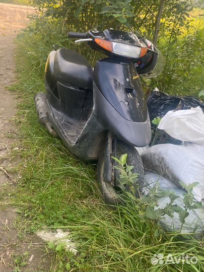 Suzuki lets 2 Скутер