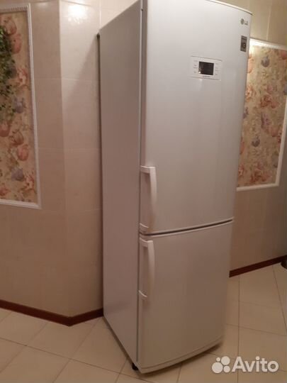 Холодильник LG GA-e409uqa