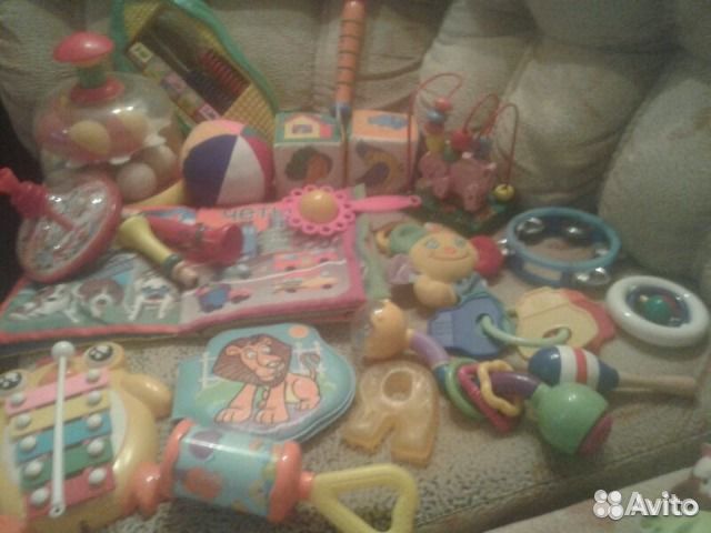 Развивашки.домик-сортер.пирамидки.каталки.муз.инст