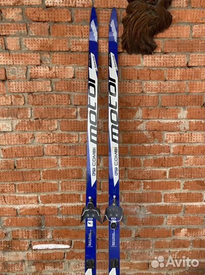 Беговые лыжи