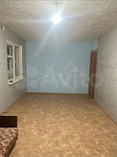 Комната 17 м² в 2-к., 1/5 эт.