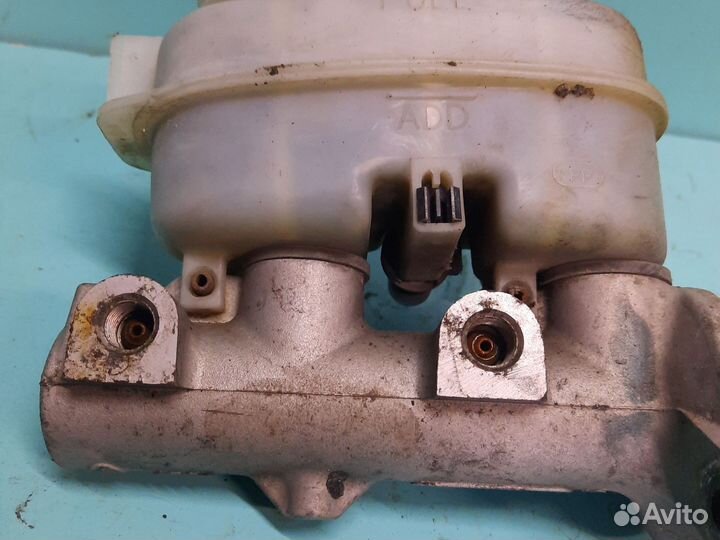 Главный тормозной цилиндр chrysler voyager 3