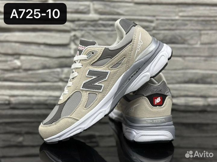 Кроссовки оптом