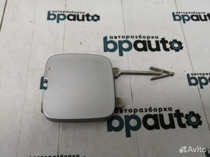 Заглушка буксир крюка заднего бампера