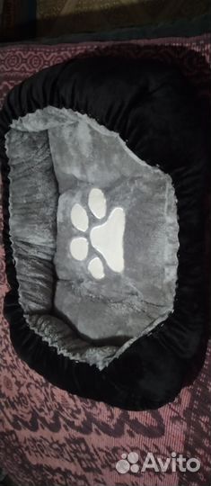 Лежанка для собак и кошек