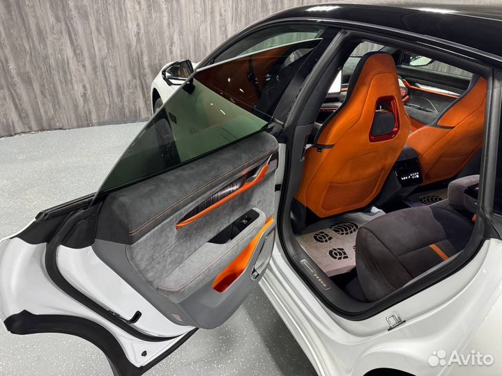 Zeekr 001 544 л.с. AT, 2023, 70 км