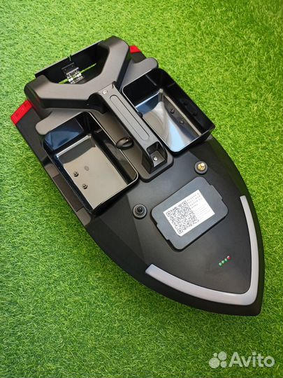 Прикормочный кораблик 3 отсека