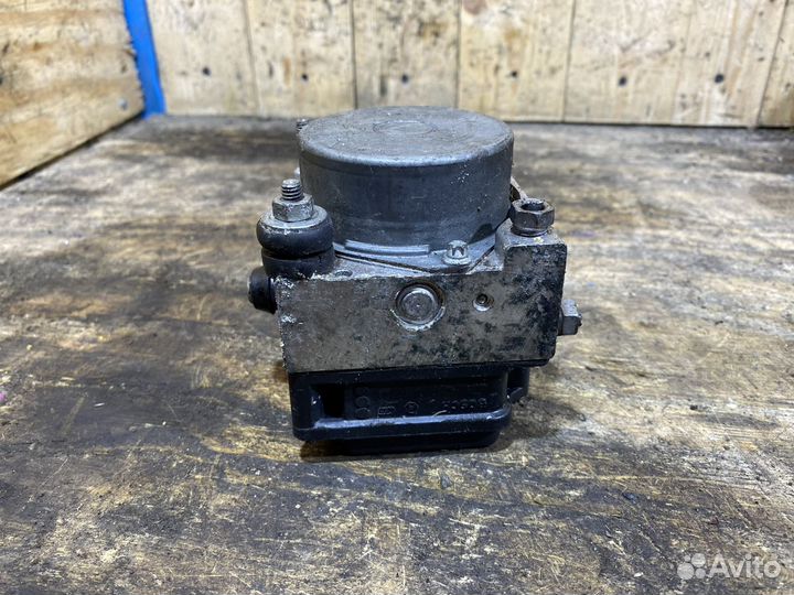 Блок ABS Renault Clio 3 8200747140 Арт. 677