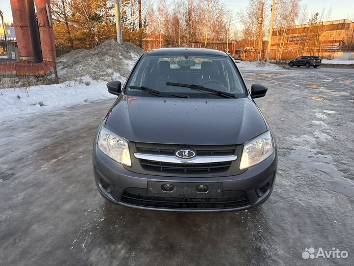 LADA Granta 1.6 МТ, 2017, 105 799 км