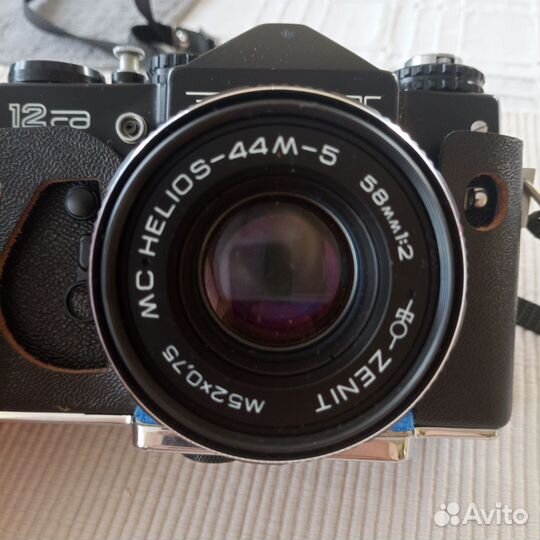 Зеркальный фотоаппарат Зенит 12 сд