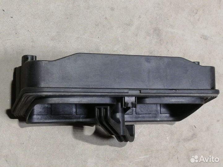 Корпус блока предохранителей Skoda Fabia 1999-2007