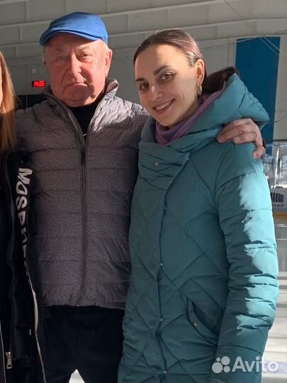 Тренер по фигурному катанию