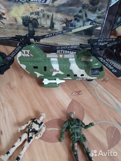 Игрушечный набор военной техники
