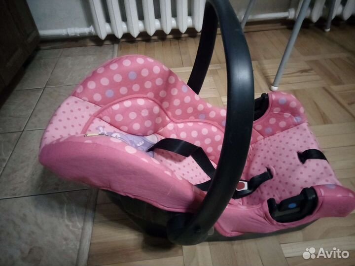 Автомобильное кресло-переноска
