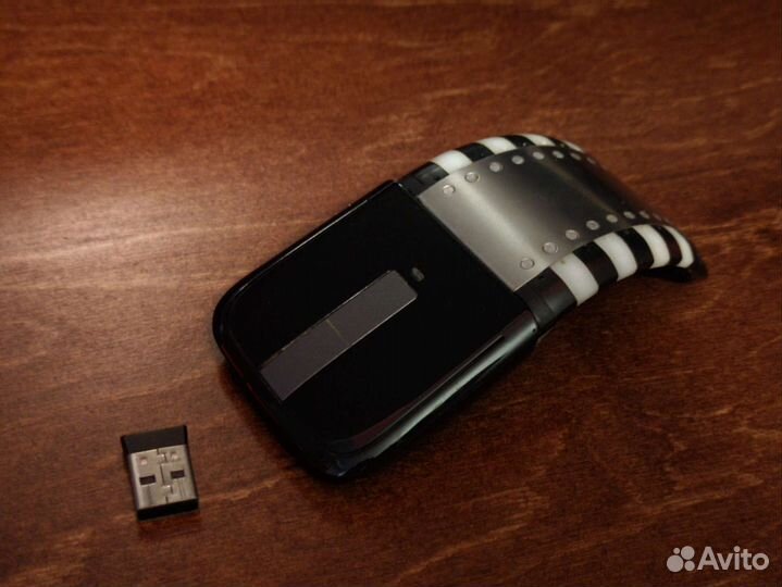 Мышь Microsoft Arc Touch