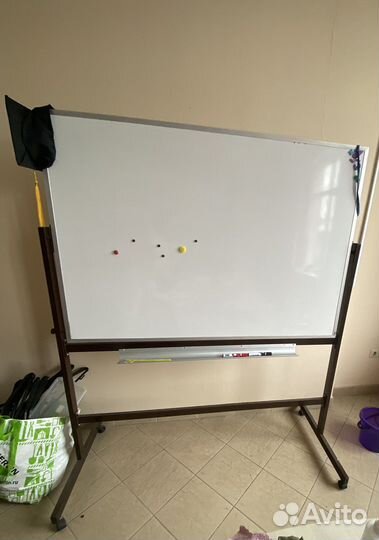 Доска магнитно-маркерная двусторонняя