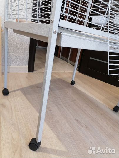 Клетка для попугаев