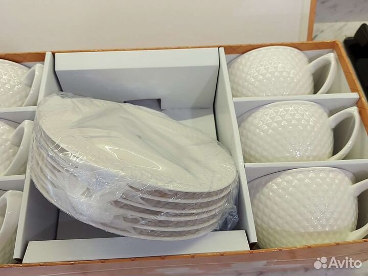 Сервиз чайный 12 предметов новый фарфоровый