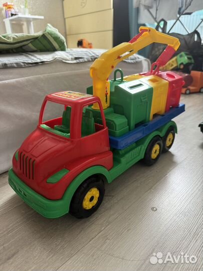 Трактора + контейнеровоз пакетом Полесье