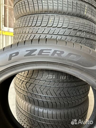 Pirelli P Zero PZ4 275/40 R21 107Y