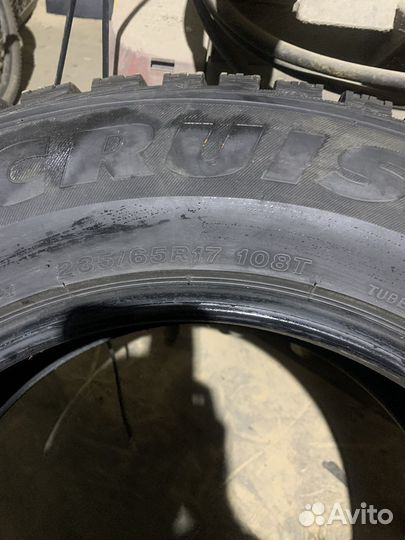 Bridgestone Ice Cruiser 5000 235/65 R17 108T