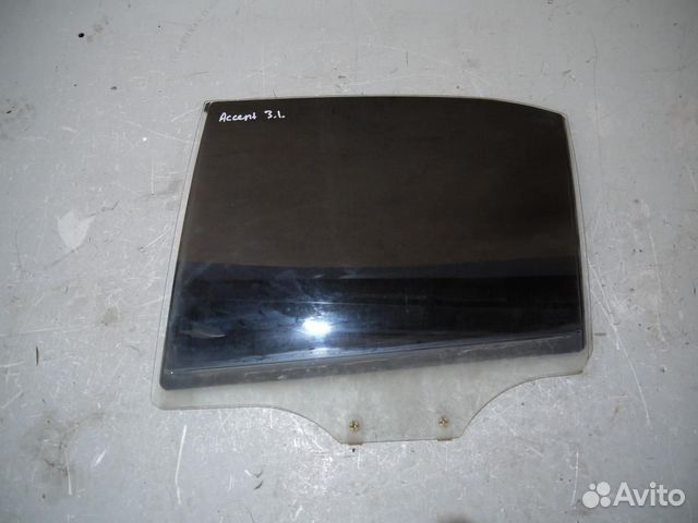 Стекло двери задней левой Hyundai Accent тагаз (20