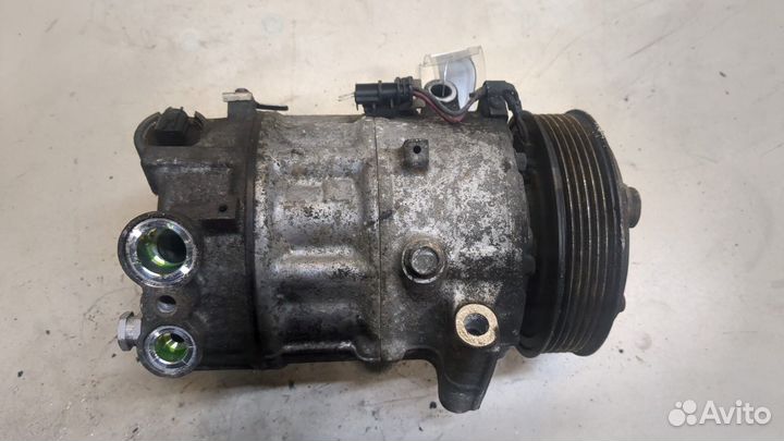 Компрессор кондиционера Opel Insignia