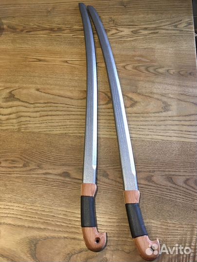 Комплект из 2 шашек для фланкировки из бука