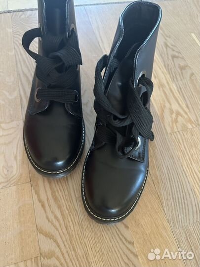 Ботинки женские зимние 38, 5 размера