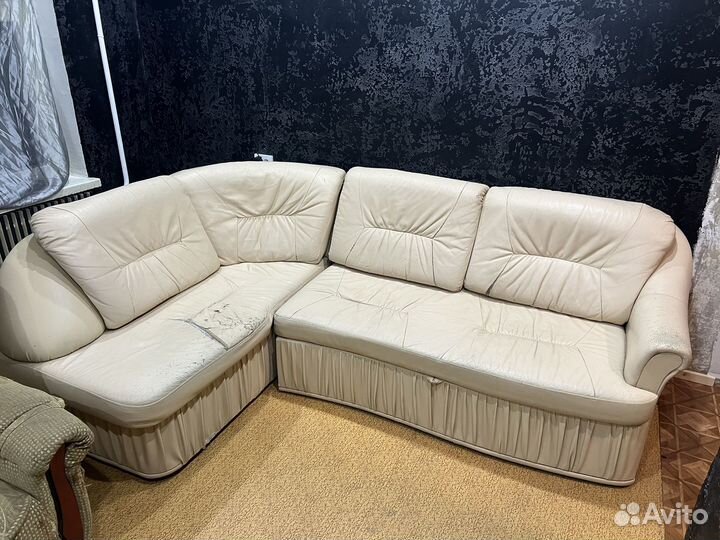 Диван и кресло