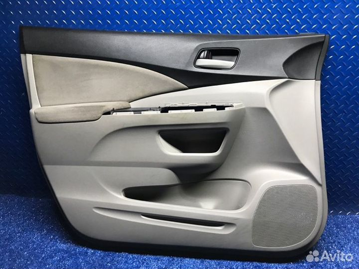 Дверная карта обшивка передняя левая Honda Cr-V 4