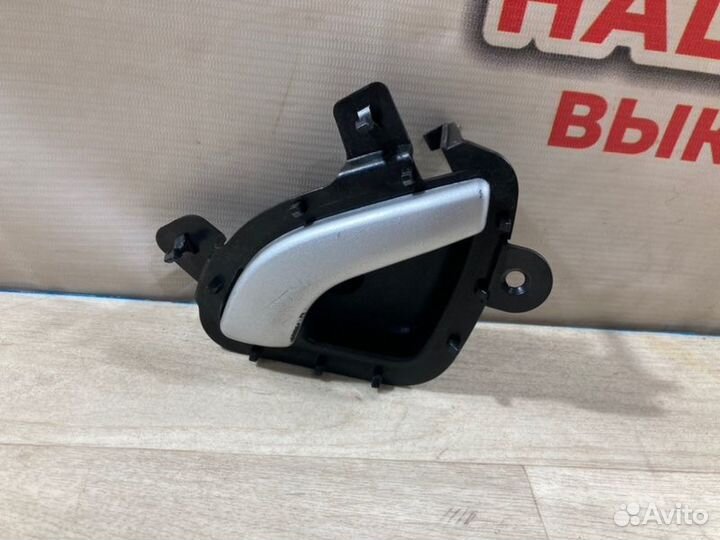 Ручка двери внутренняя передняя правая Datsun