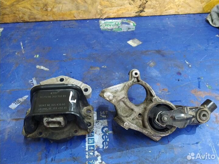 Подушки двигателя peugeot 308