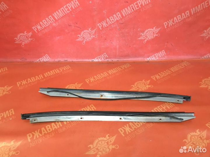 Молдинг накладка стоек передний Nissan Almera N16