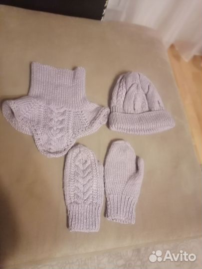 Комплект шапка, варежки и снуд