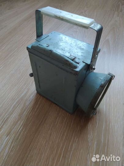 Железнодорожный фонарь