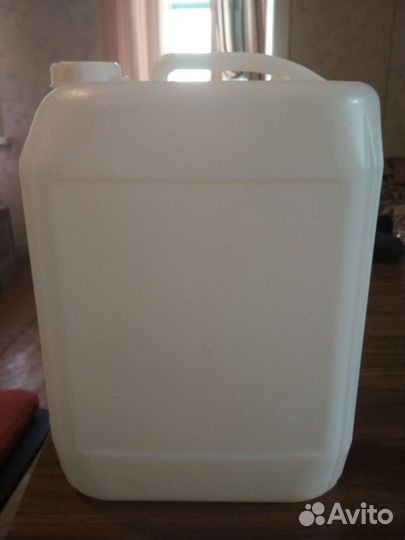 Канистры для воды 20 л