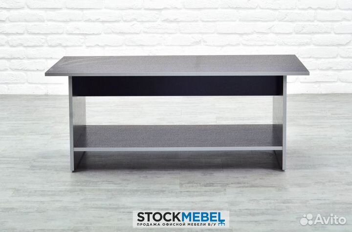 Офисная мебель. Стол журнальный, новый. Венге