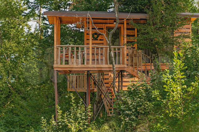 Дом 24 м² на участке 2 сот.