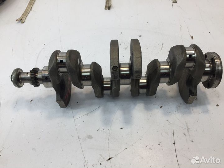 Toyota Yaris Vitz коленвал 1.3 2SZ