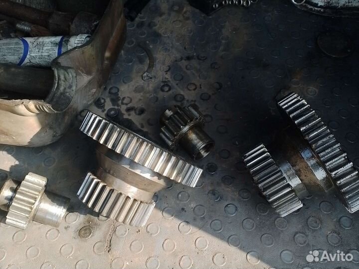 Продам шестерни в передний мост мтз