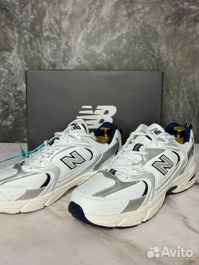 Кроссовки New Balance 530 белые (Размеры 35-41)